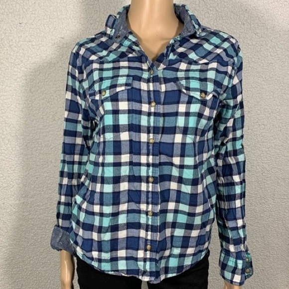 Zachs Girlfriend Flannel - Picture 7 of 7